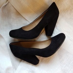 REPORT Adair Suede Pumps 7.5